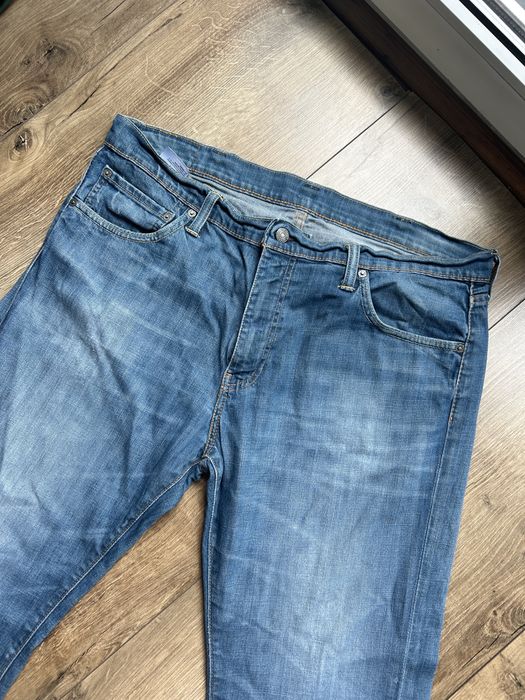 Spodnie jeansowe dzinsy jeansy model Levis 527