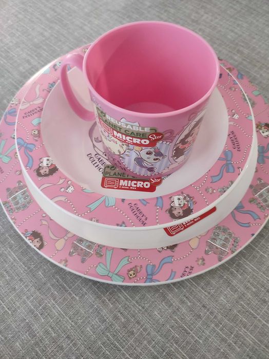 Zestaw naczyń Gabby talerz miska kubek Koci domek Gabi