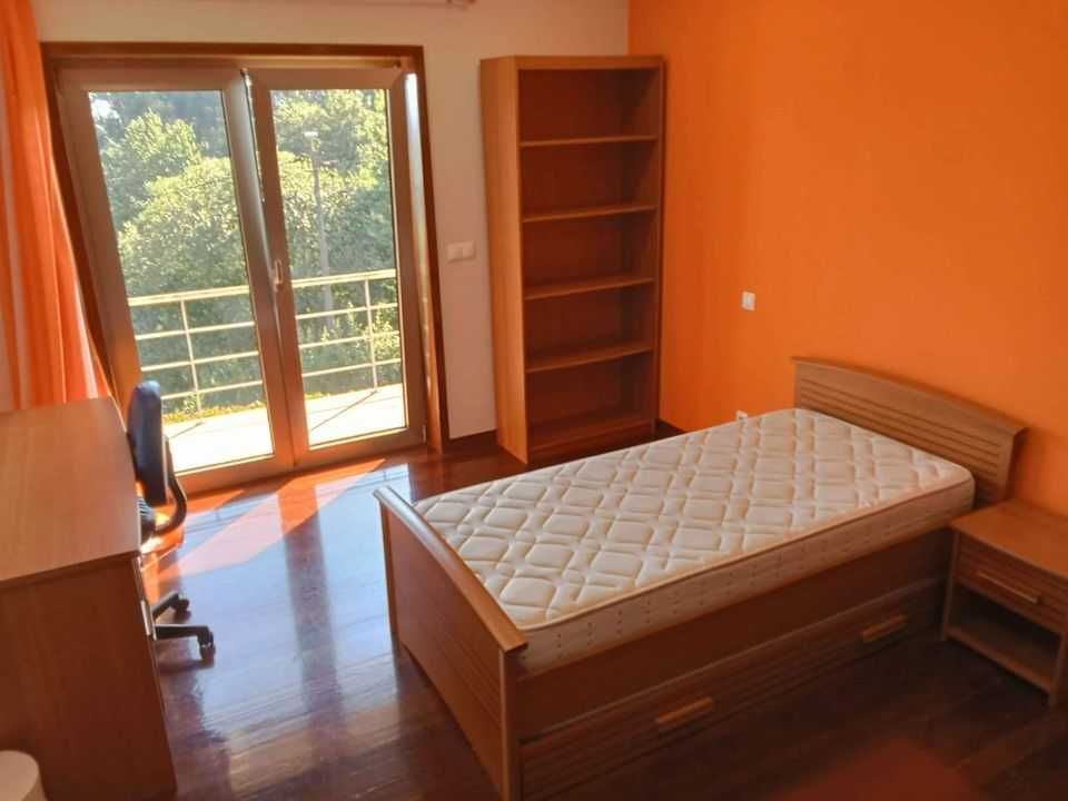 Mobília Quarto Completo (cama dupla, mesa cab., estante e secretária)