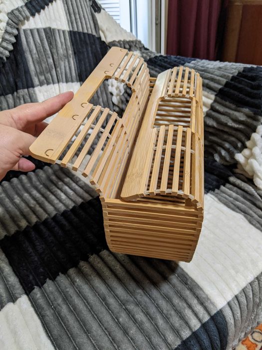 Сумочка из деревянных пластин