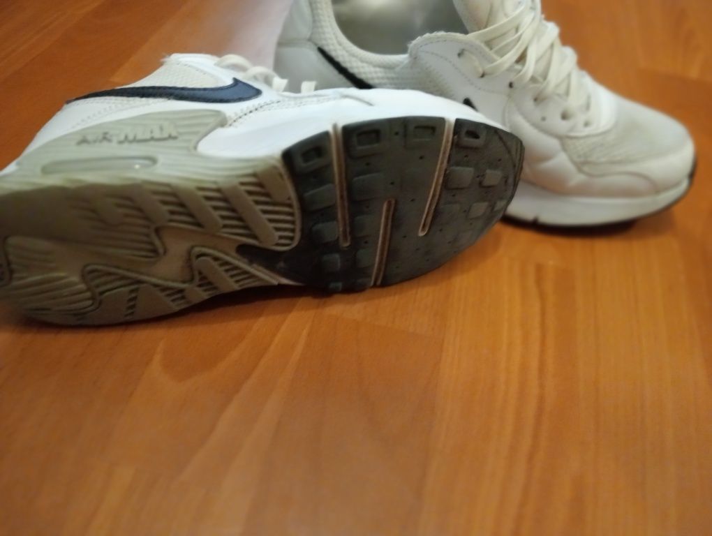 Продам Nike Air Max 38.5