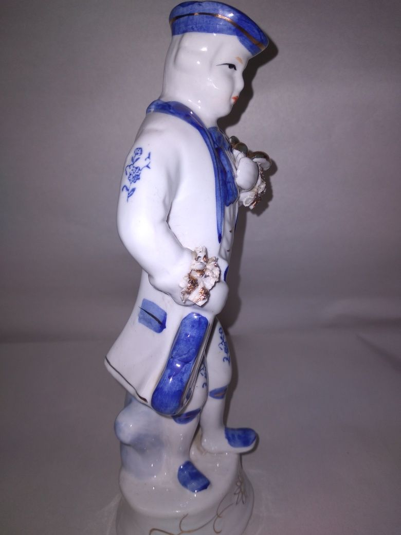 Figurka porcelanowa