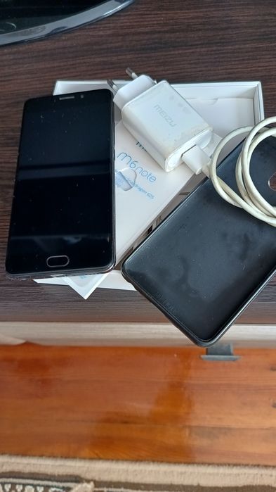 Meizu M 6 note .