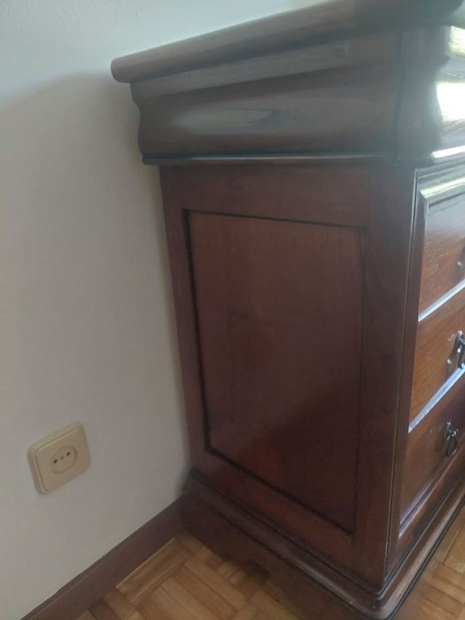 Mesas de cabeceira em Carvalho