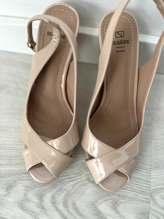 Sandálias Seaside como novas