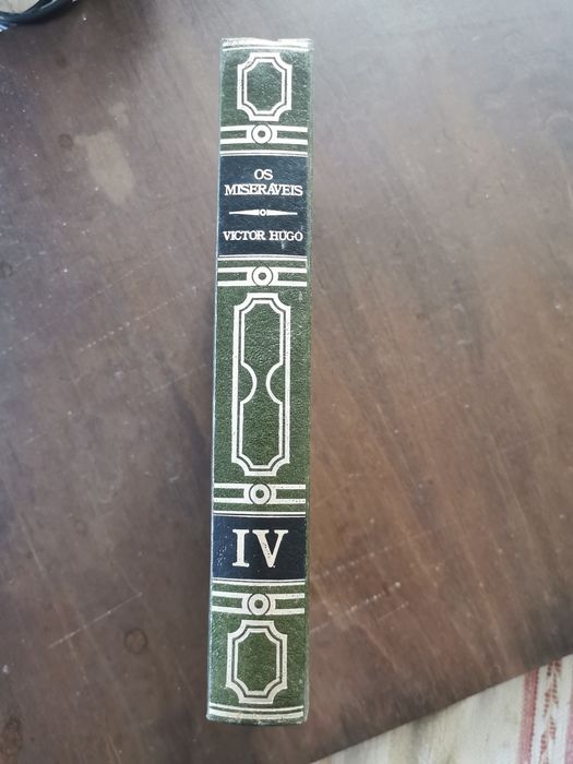 Os Miseraveis Vol 4 - Victor Hugo
