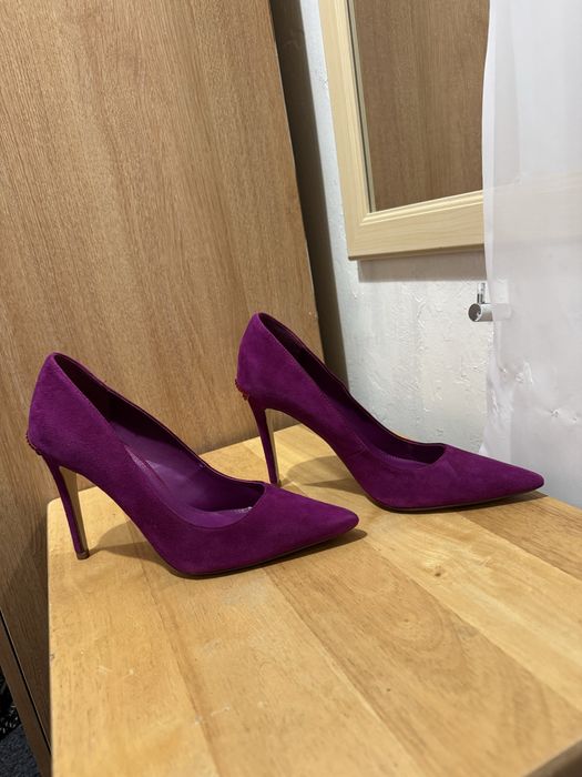 Жіночі туфлі на каблучку