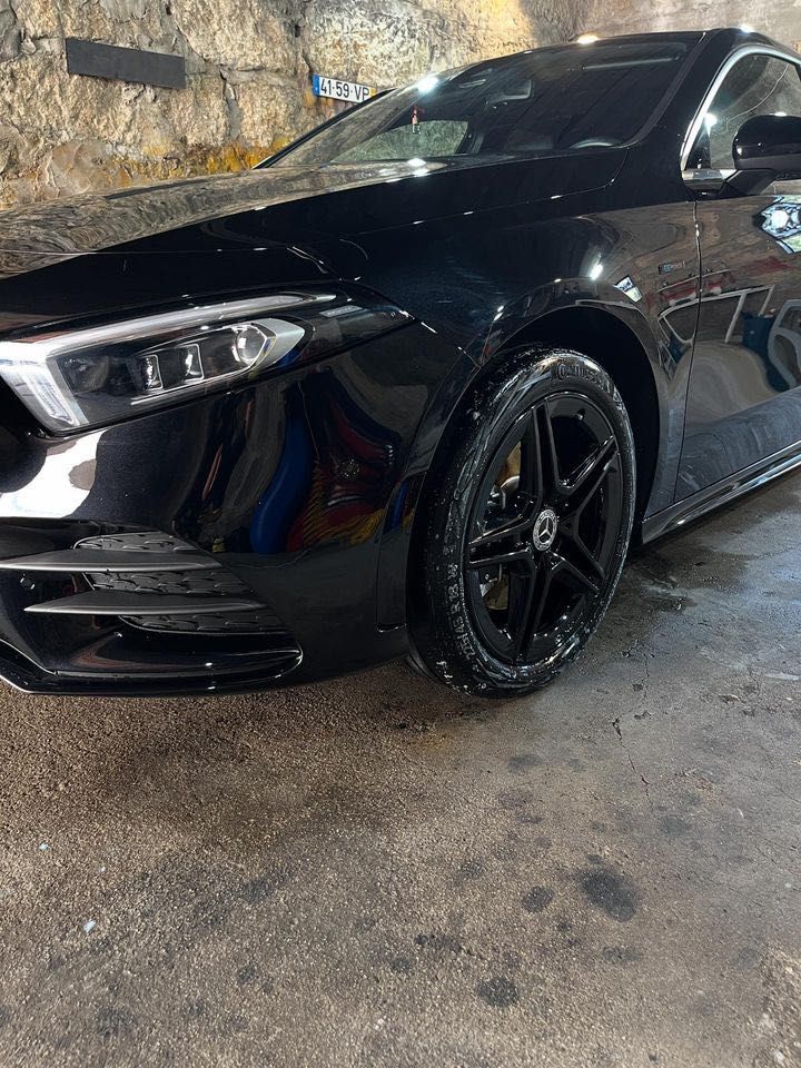 Mercedes A250e Limousine AMG