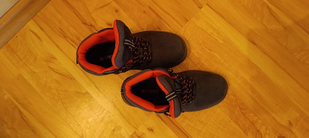 Новые ботинки TRE KS с укреплённым носком,39 размер