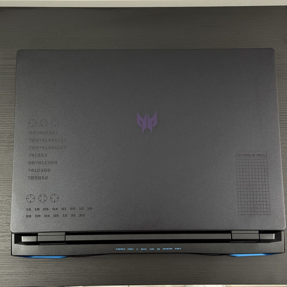 Acer Predator Helios Neo 16 PHN16-71-76H5 New Open Box