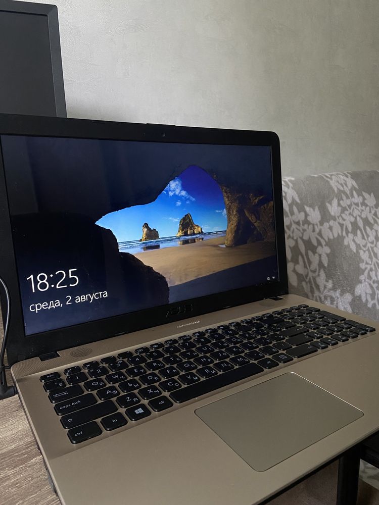 Ноутбук ASUS F541N