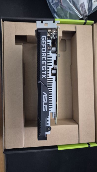 Asus GTX 1650 Dual Mini OC 4Gb