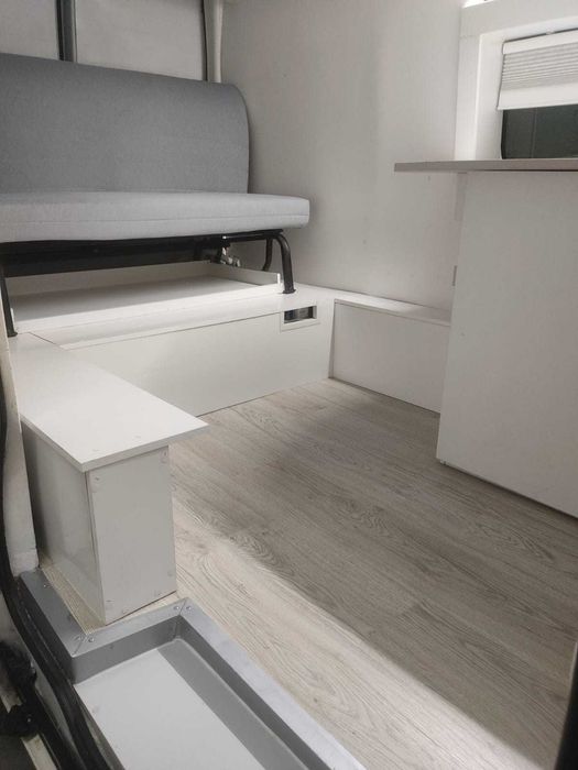 Renault Trafic - Campervan- Especial Dormitório