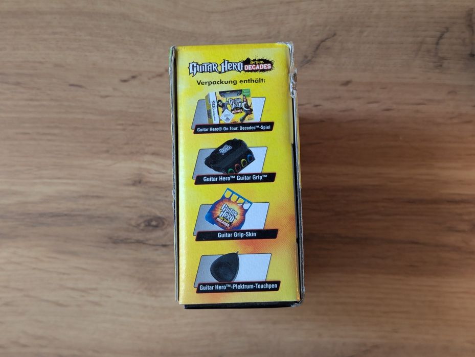 Комплект гри Guitar Hero On Tour: Decades для Nintendo DS