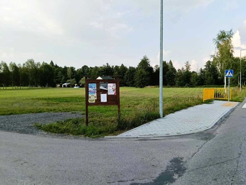 Sprzedam działkę budowlaną 0,61 ha