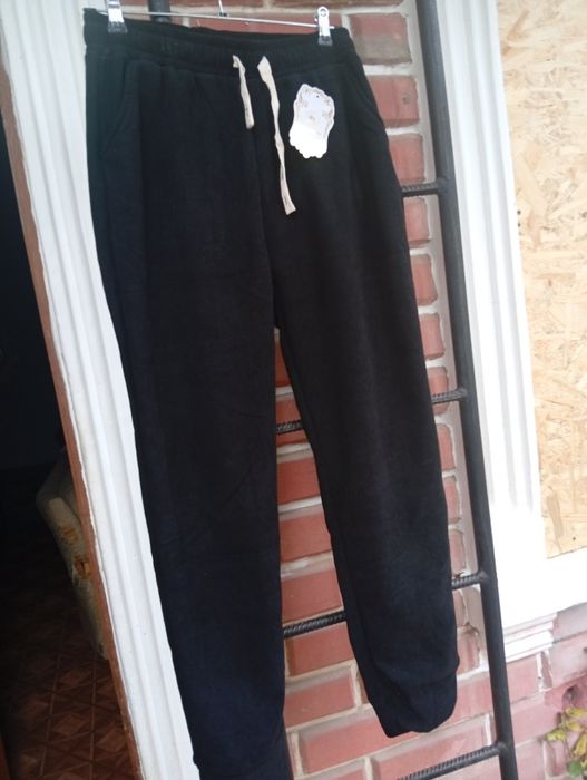 Брючки вельвет Турция, на утеплителе новые