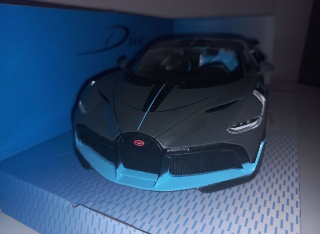 Bburago Bugatti Divo, skala 1:18