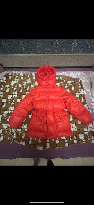 Продам пуховик H&M