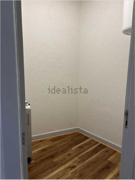 Apartamento T2+1 na Lapa, Porto — Totalmente Remodelado
