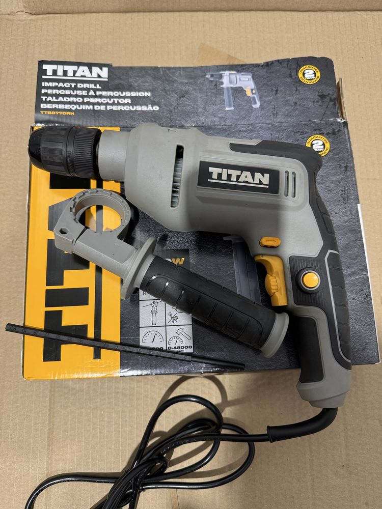 Wiertarka sieciowa z funkcją kłucia udaru 600W Titan