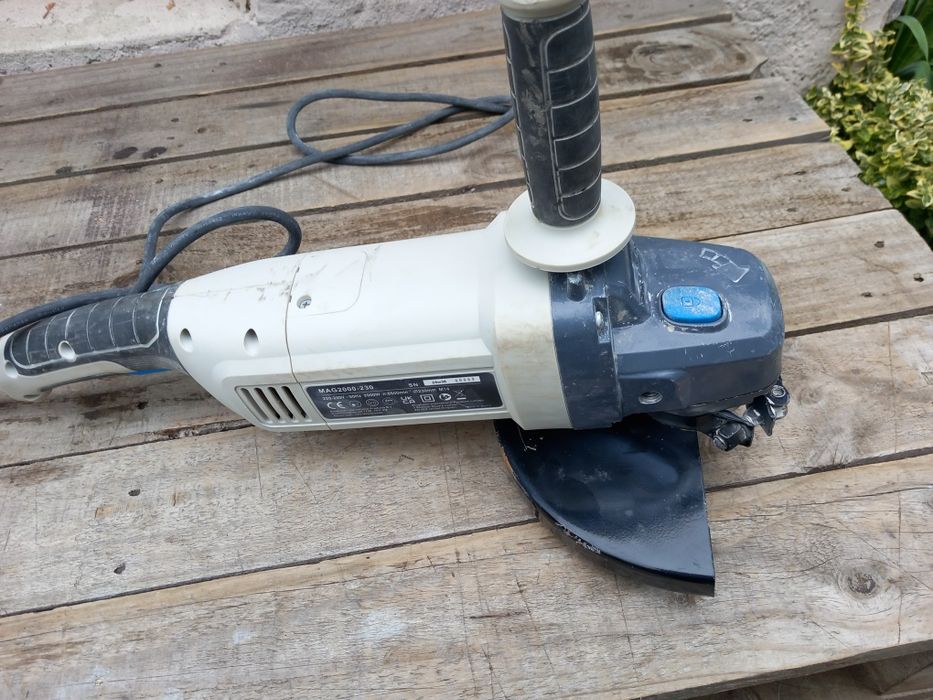 Szlifierka kątowa MacAllister 230 mm 2000 W