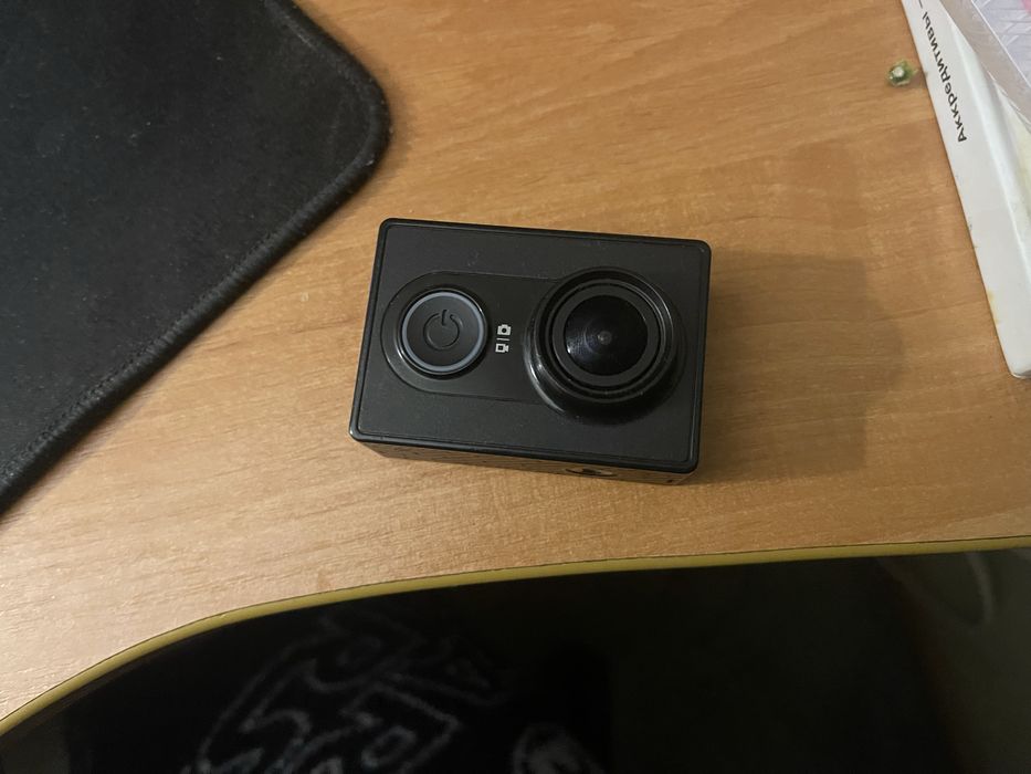 Камера Xiaomi Yi Action Black