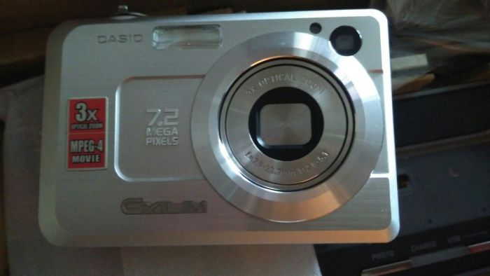 Digital Máquina Fotográfica Casio EX-Z750