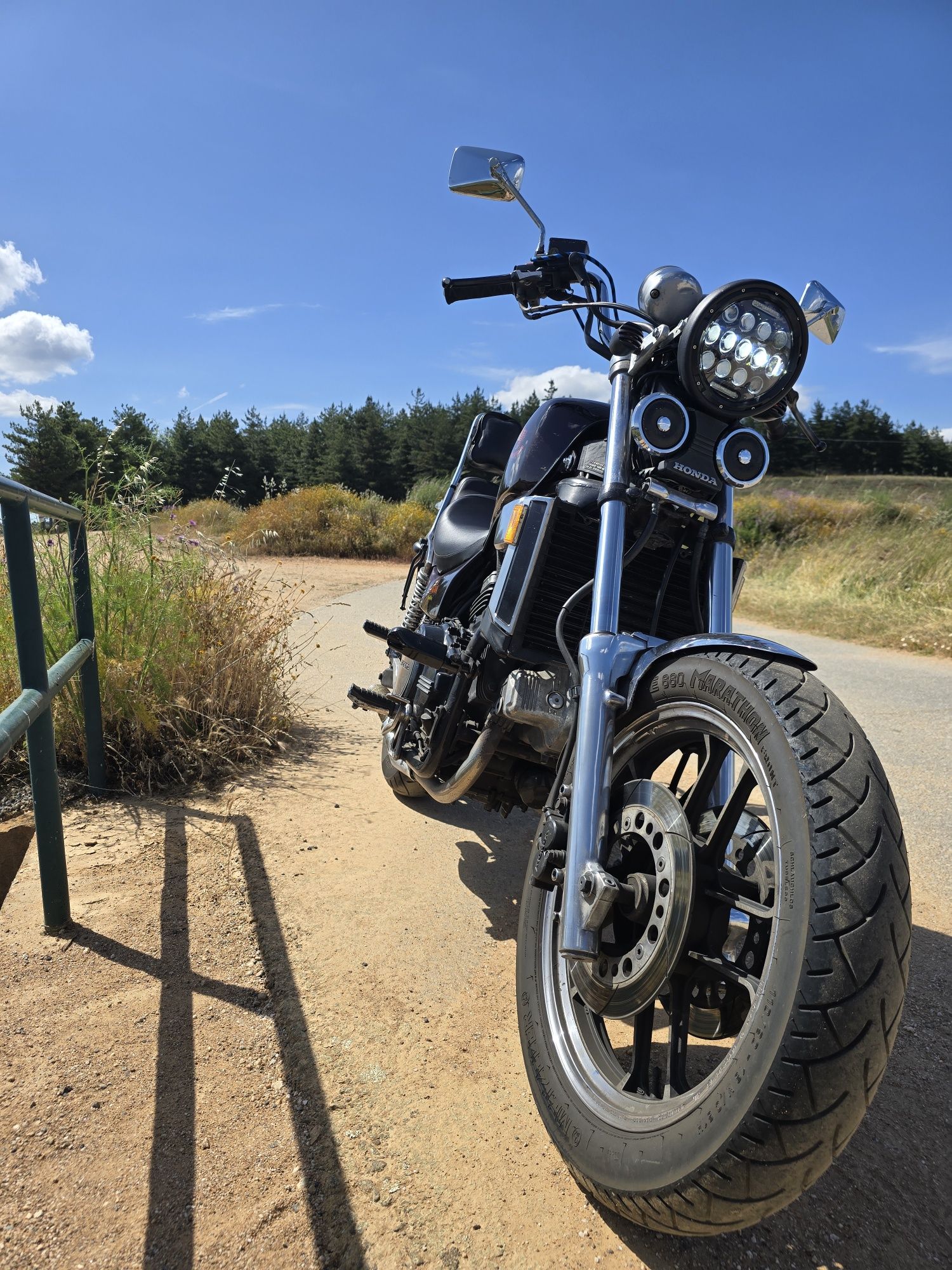 Honda v65 magna 1100