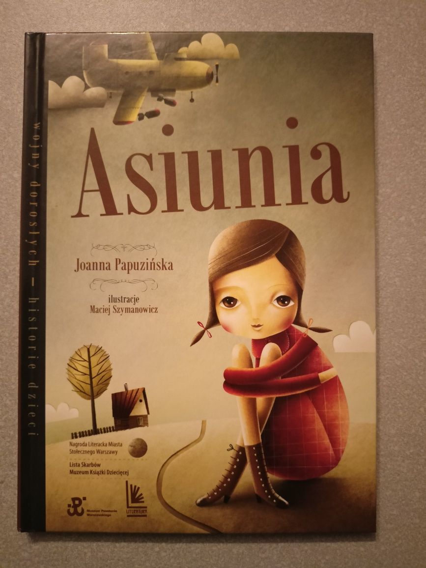 "Asiunia" Joanna Papuzinska