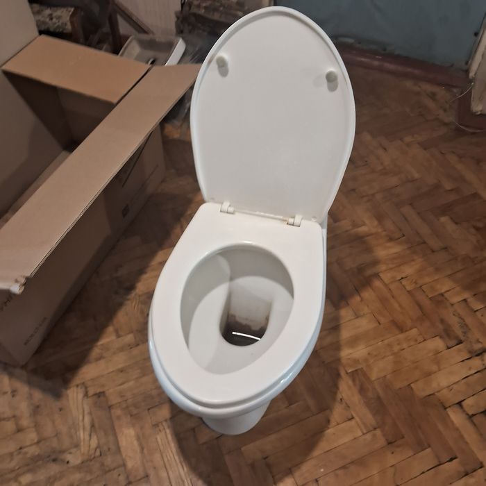 Продам унитаз б/у