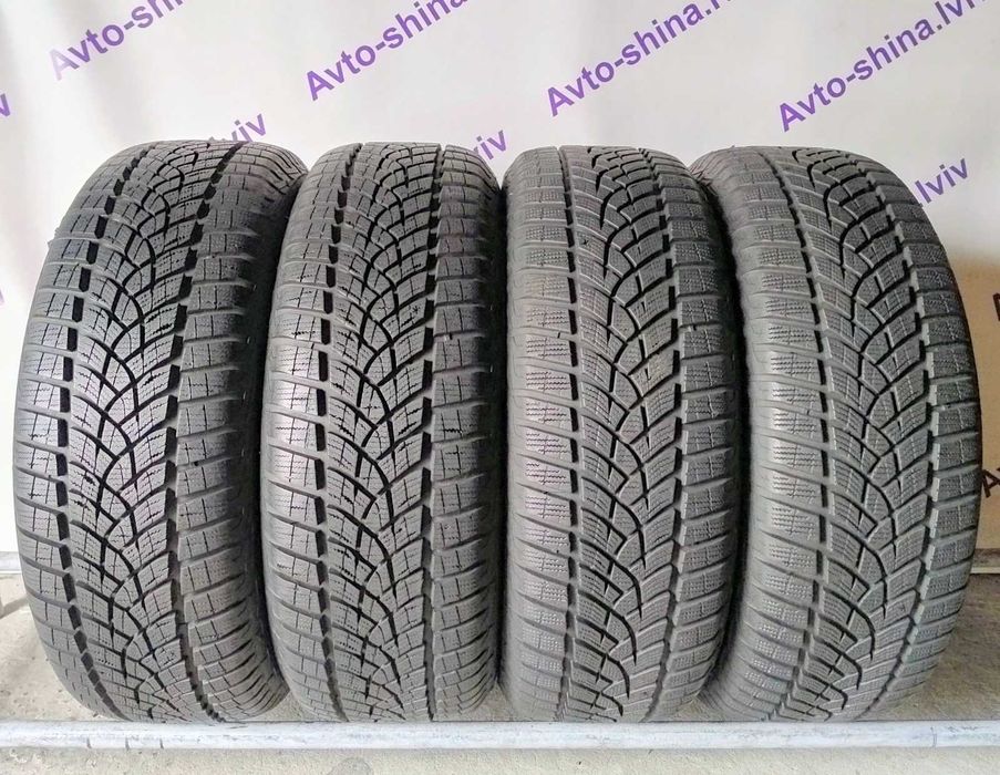 Шини зимові R16 215/60 Good Year Ultragrip Performance Gen 1