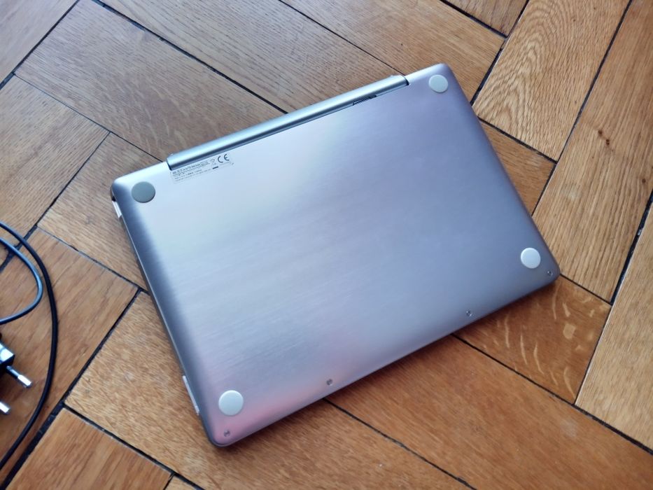 Tablet z klawiaturą Asus Transformer tf201