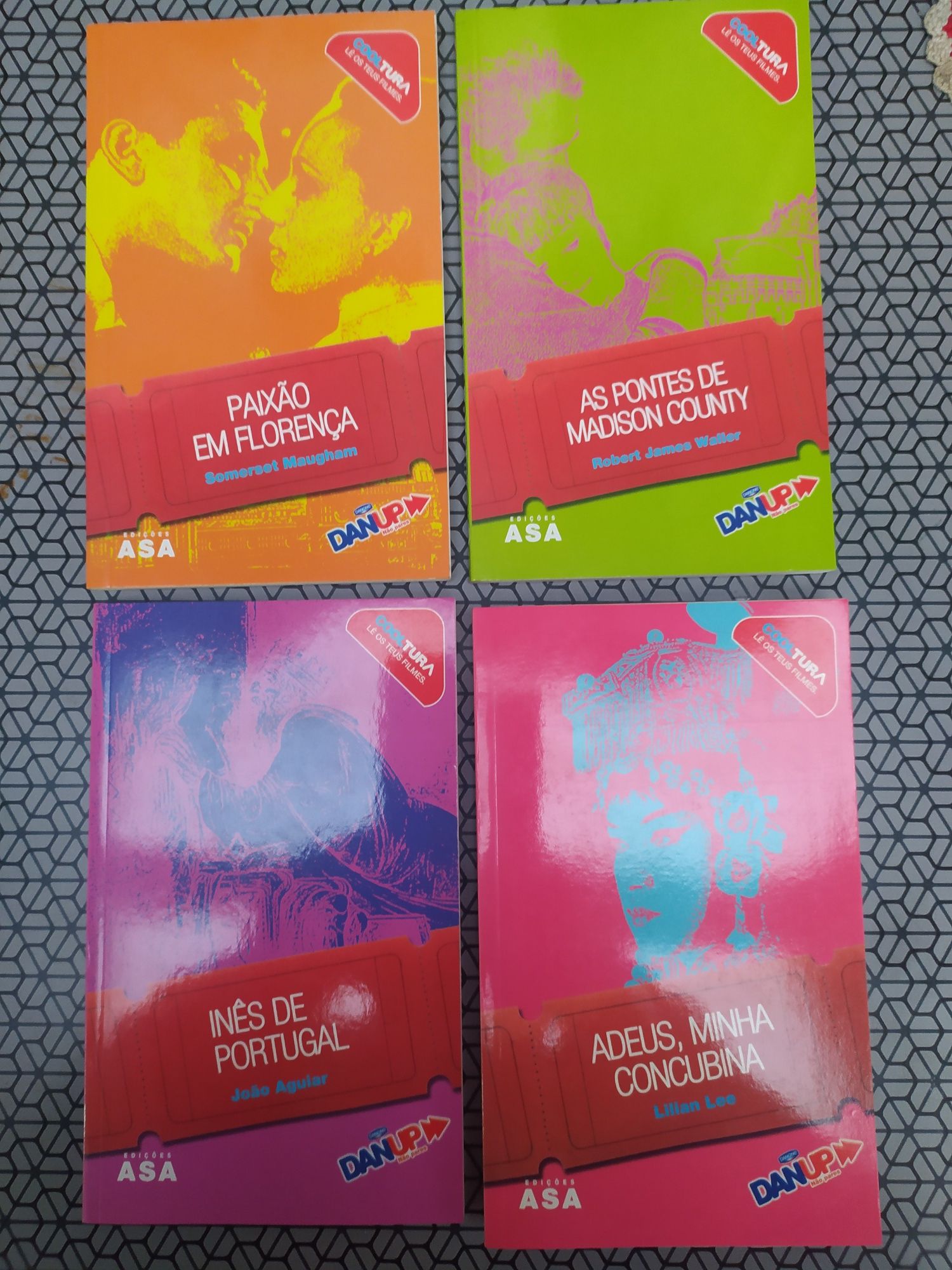 Livros de leituras.