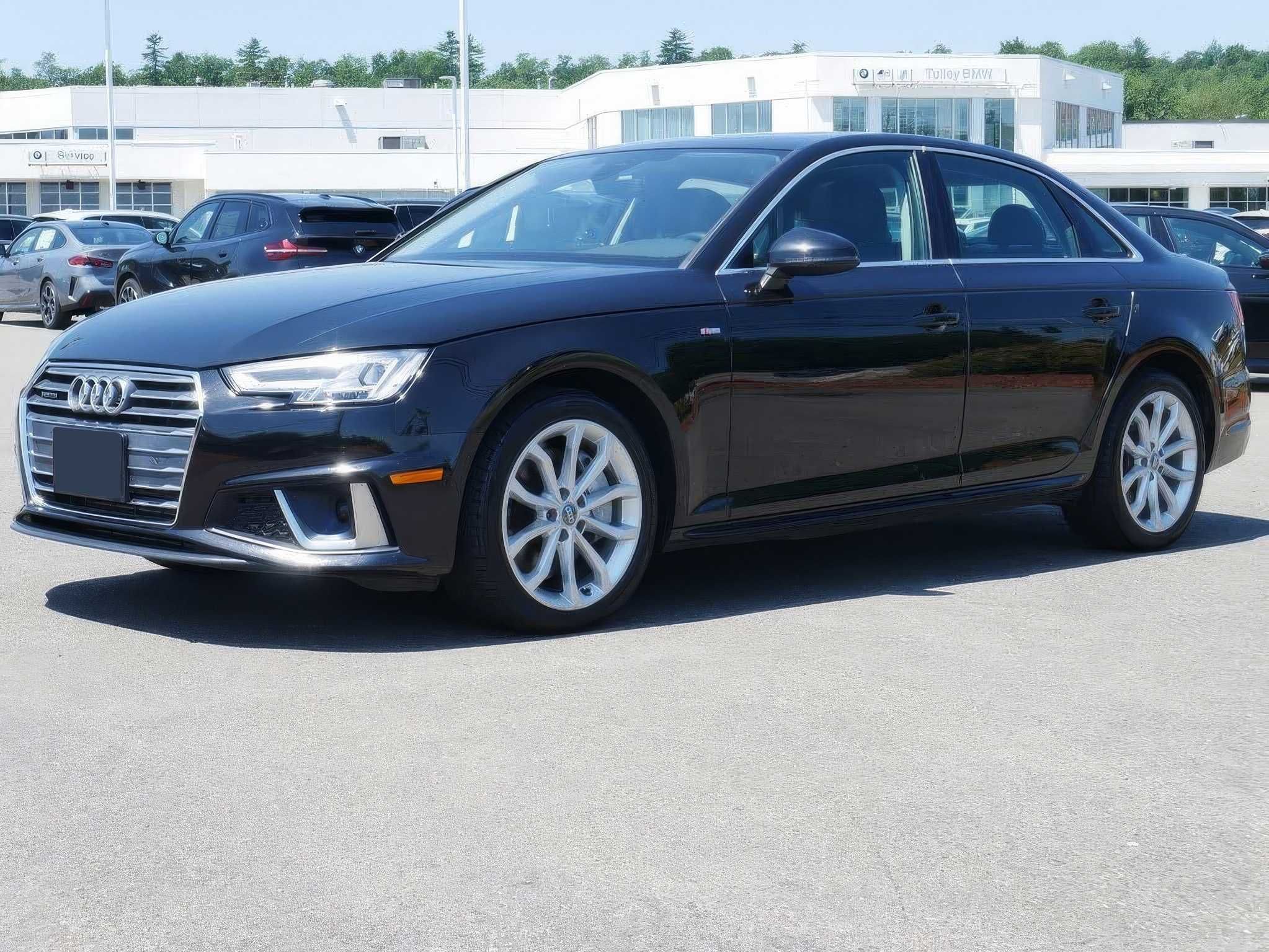 2019 Audi A4 quattro Premium Plus