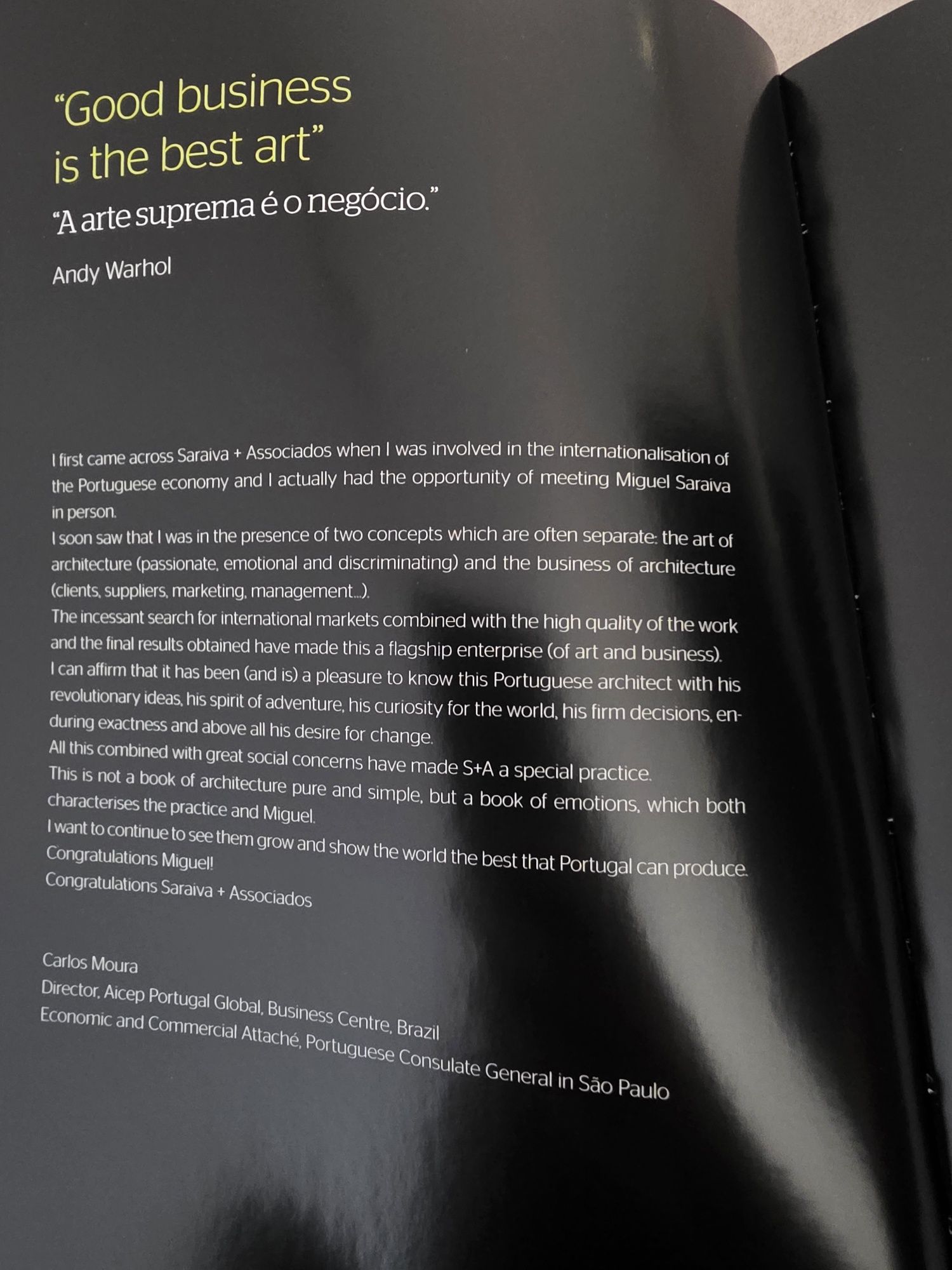 Livro Arquitetura "Export" Saraiva e Associados S+A