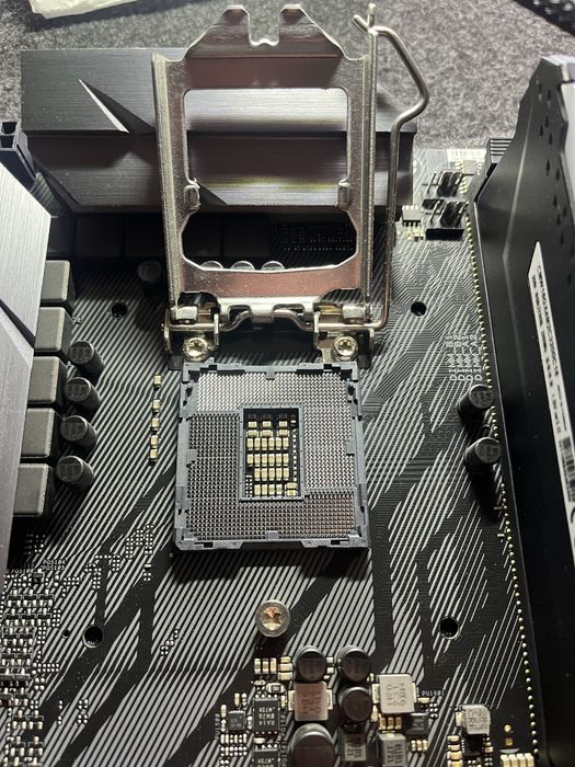 Zestaw Komputerowy Asus Rog Strix z370-F intel i7 8700k