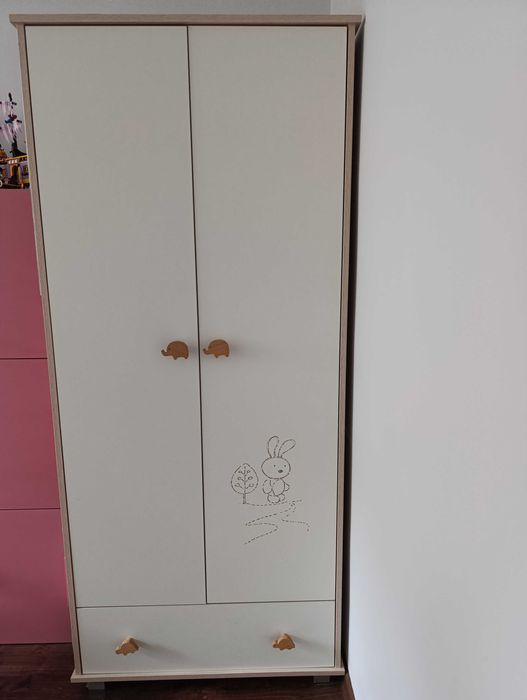 Meble szafa i Łóżeczko niemowlęce Klupś safari zajączek