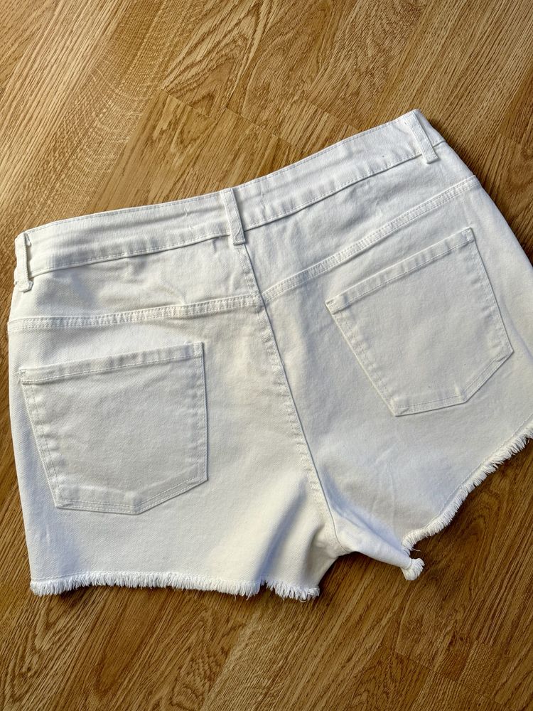 Шорти білі джинсові xxl