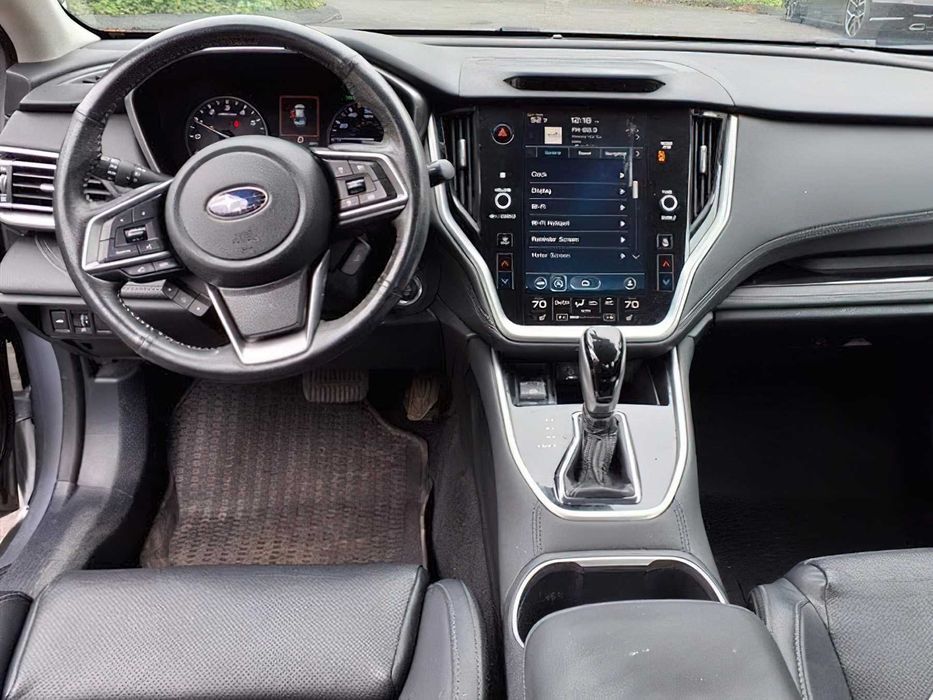 Subaru Legacy      2020