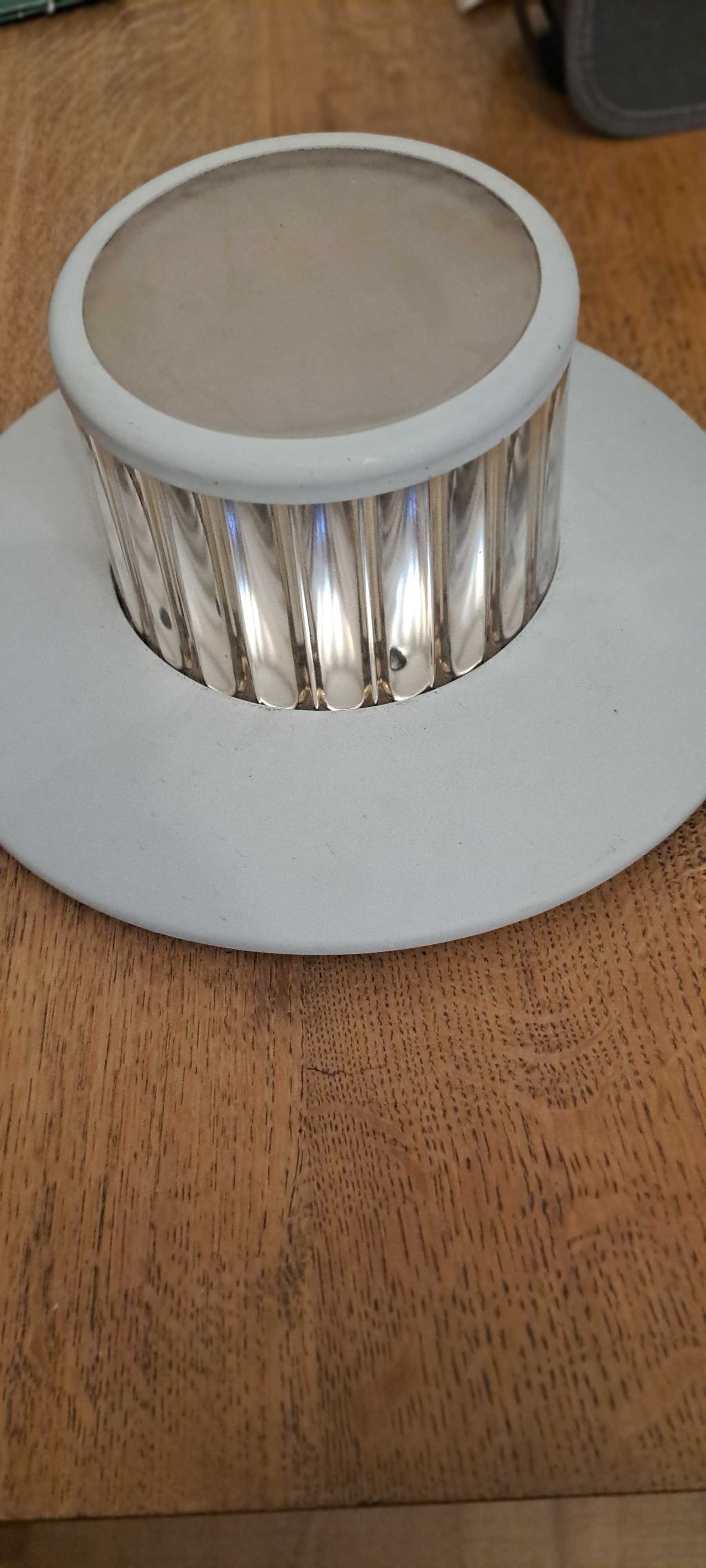 Lampy hermetyczne