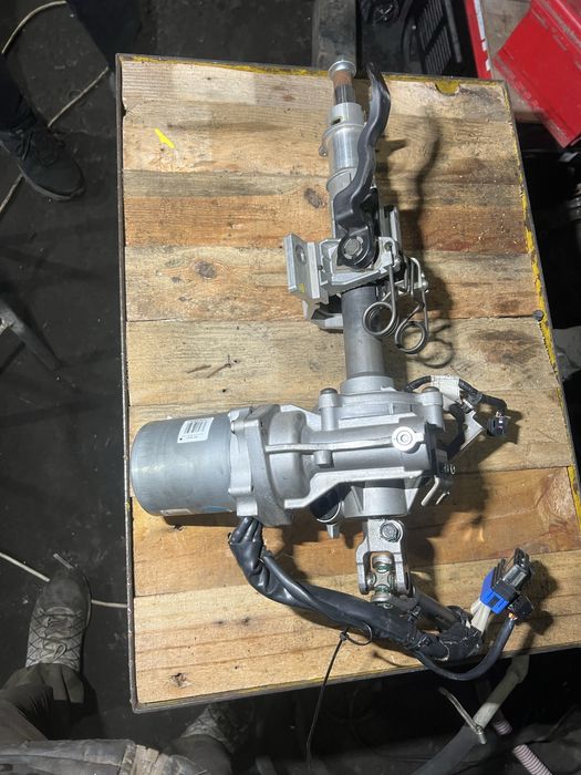 Продам рулевая колонка Hyundai соната LF 2014 год 2.0 газ