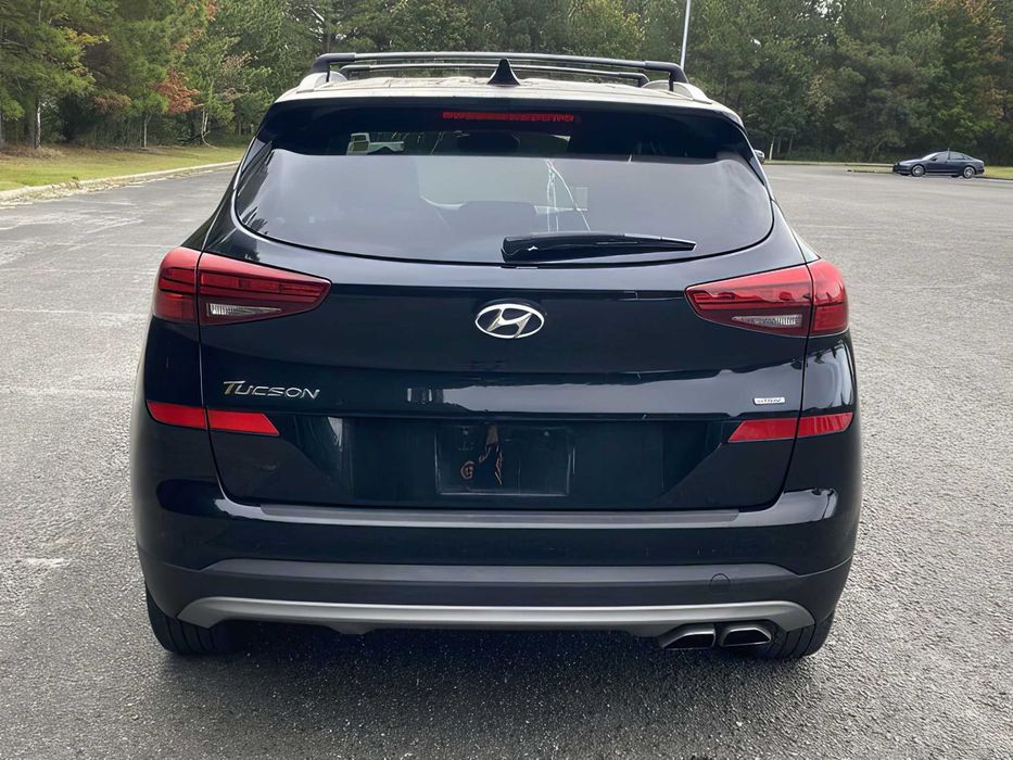 Hyundai Tucson      2021