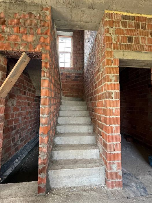 Продаж будинку з власною ділянкою,
с.Бірки (Брюховичі ) БЕЗ КОМІСІЇ