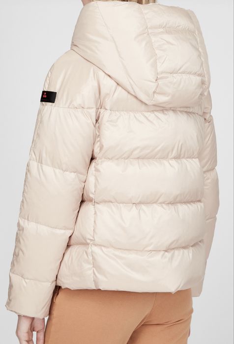 Легкий та теплий пуховик куртка peuterey оригінал хс-с