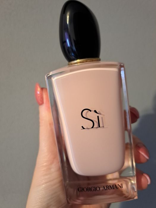 Giorgio Armani  Si Fiori pusty flakon