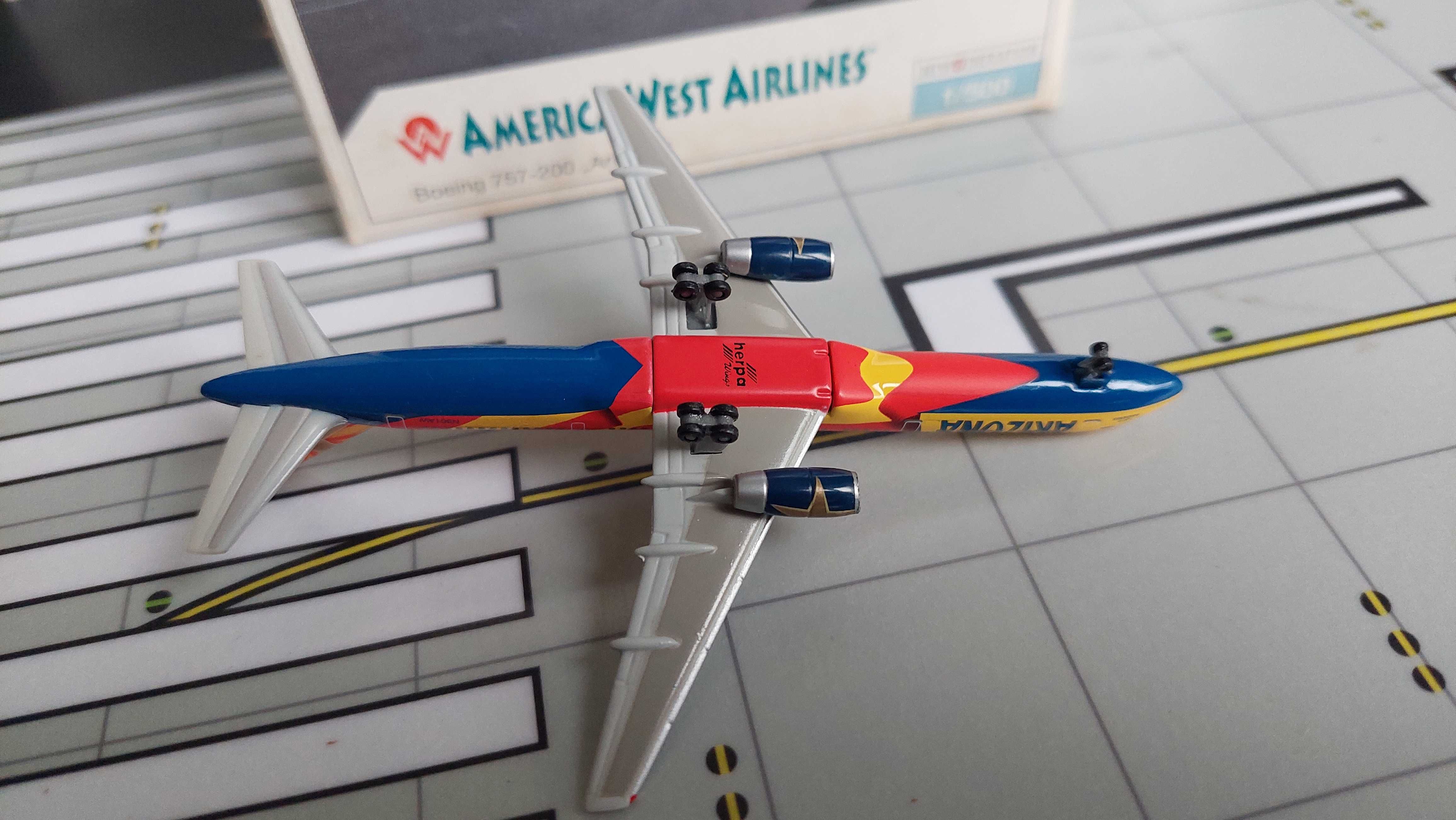 Model samolotu B 757-200 American West Airlines Arizona 1:500  Herpa