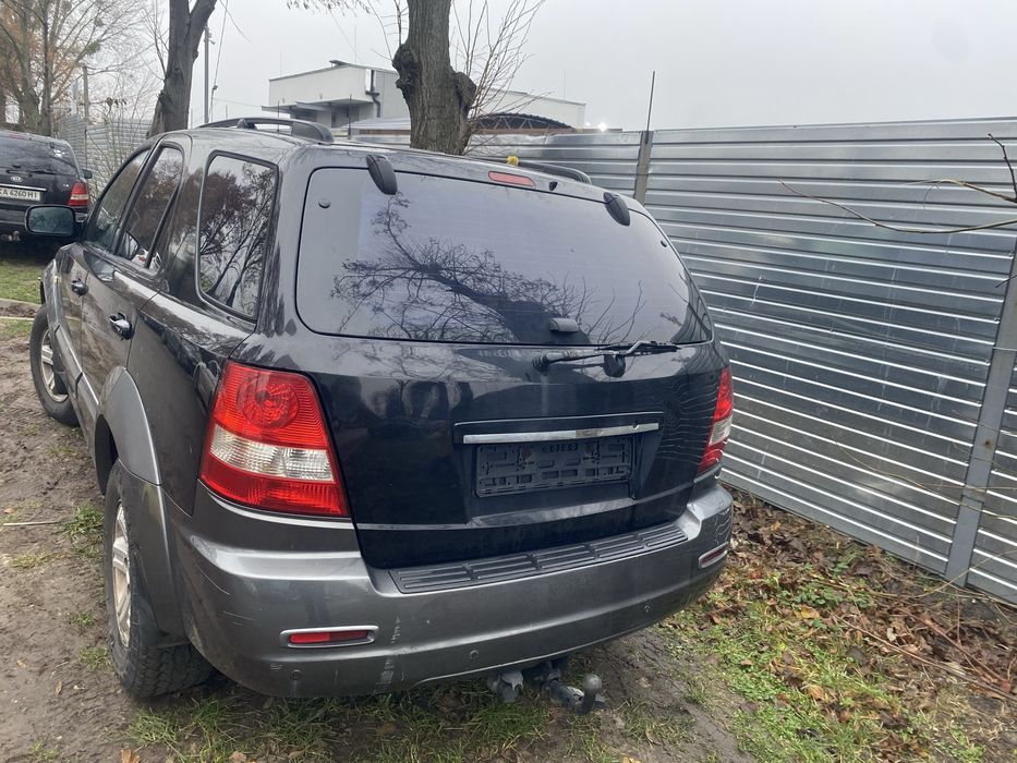 Kia Sorento …………………..