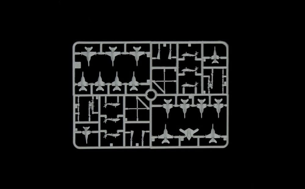 Model do sklejania statek U.S.S. George H.W.Bush CVN77 Italeri 5534