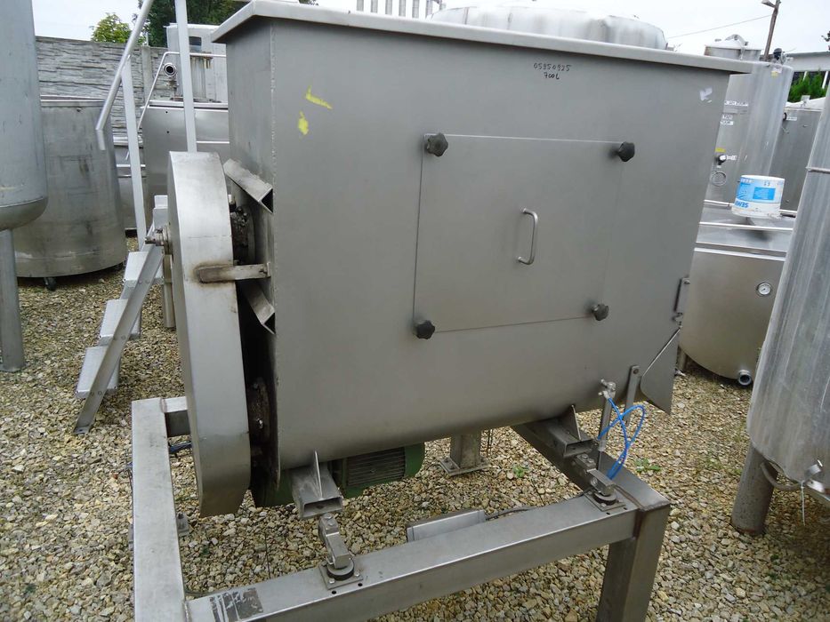 Mieszałka nierdzewna ko 700L ze stali nierdzewnej