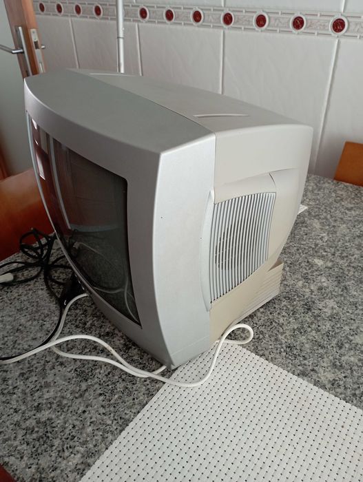 Televisão  pequena